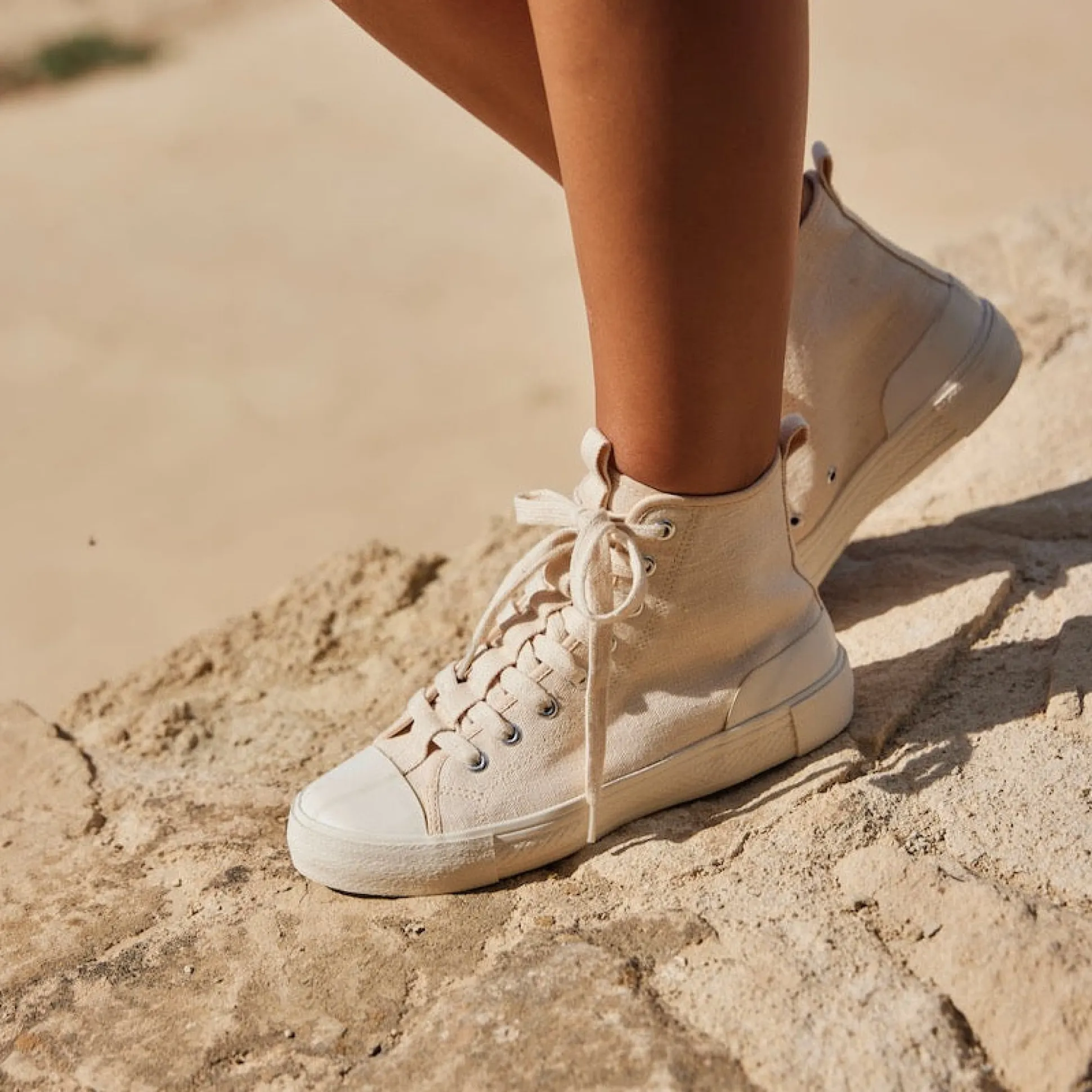 Cloe Hemp Off White Sneaker