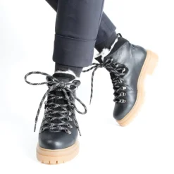 Demi Black Mountine Boot