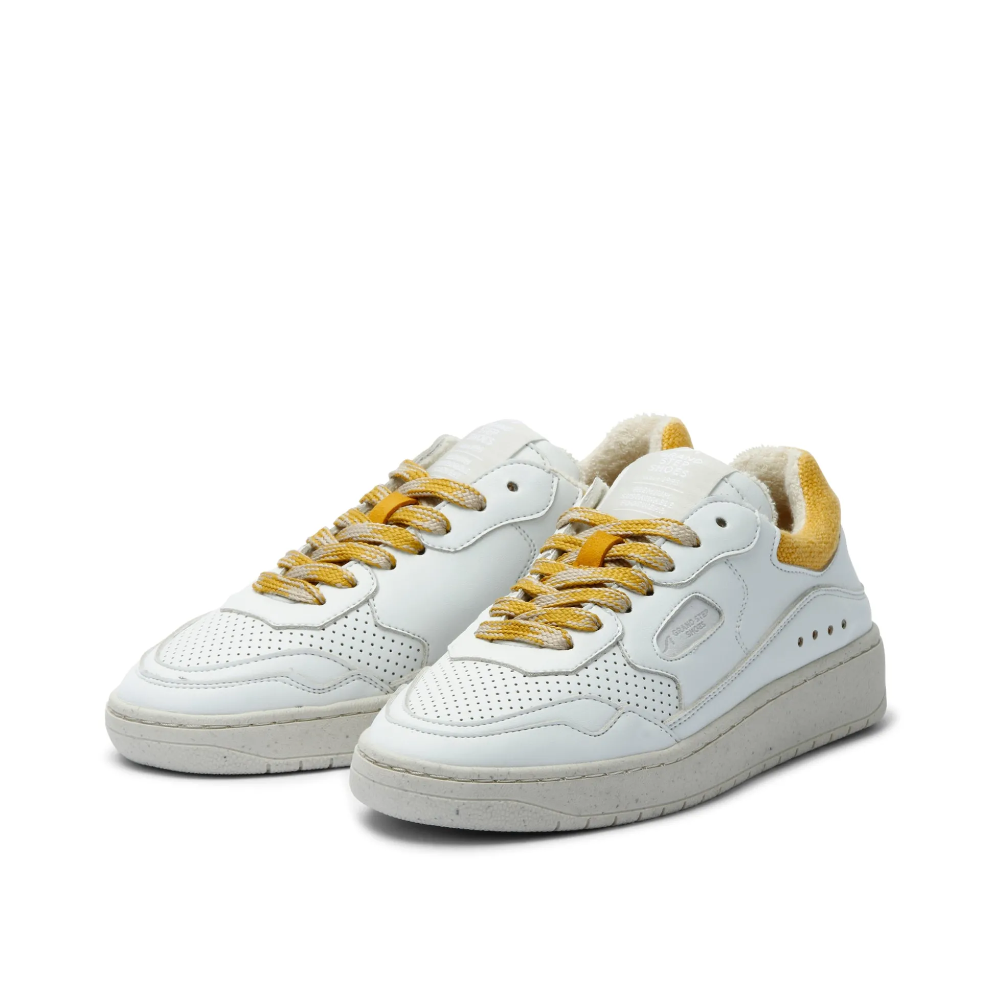 Level Yellow Apple Sneaker