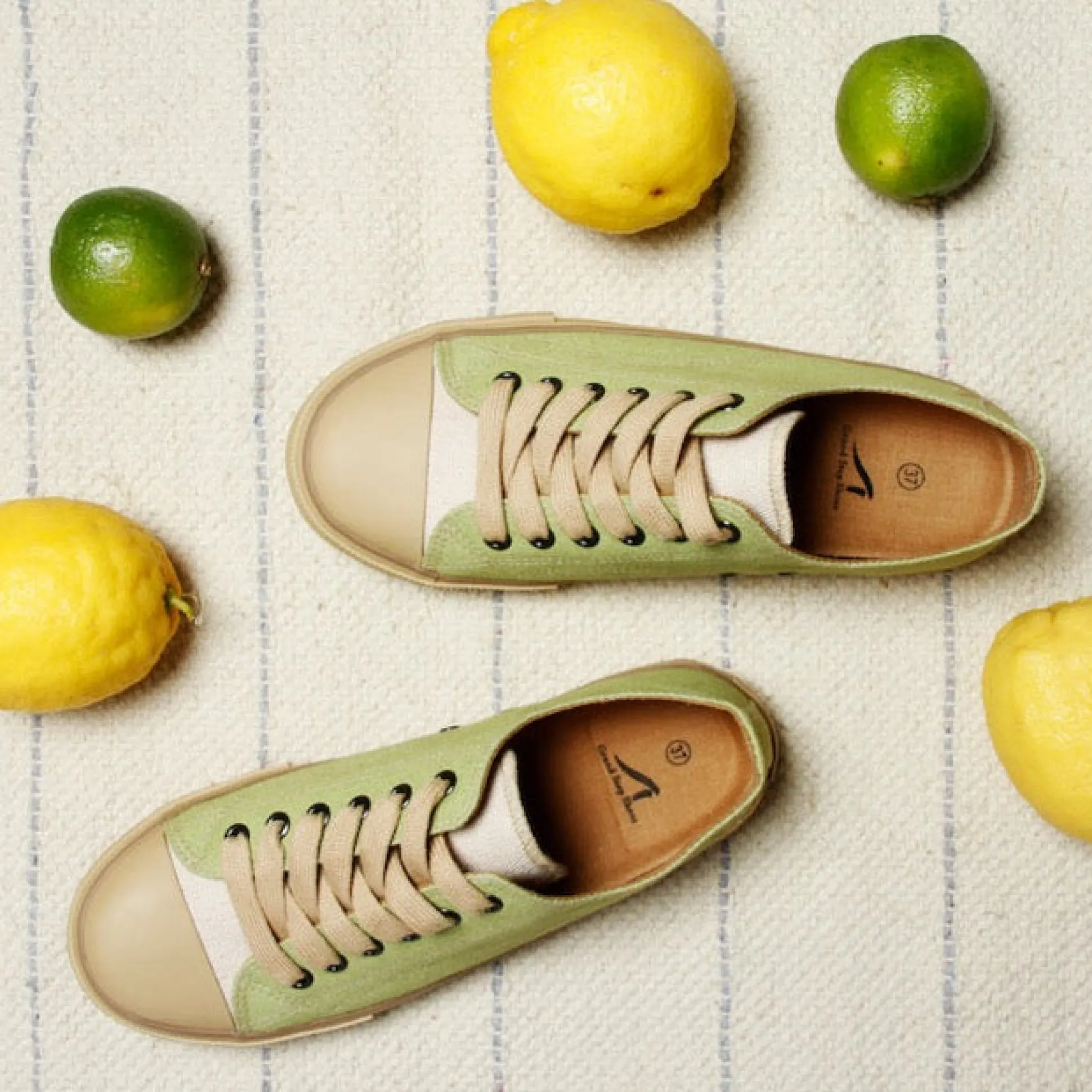 Marley Apple Offwhite Hemp Sneaker