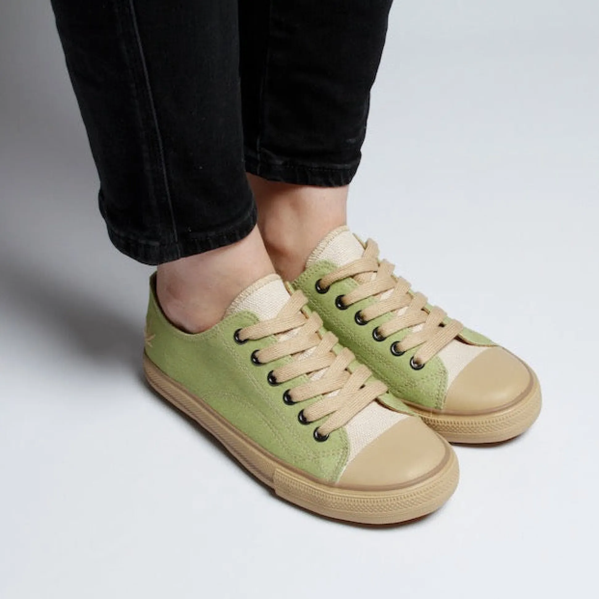 Marley Apple Offwhite Hemp Sneaker