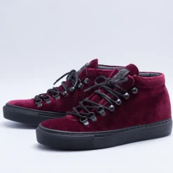 Smilla Velvet Berry Sneaker