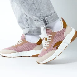 Swift Vegan Rose Sneaker