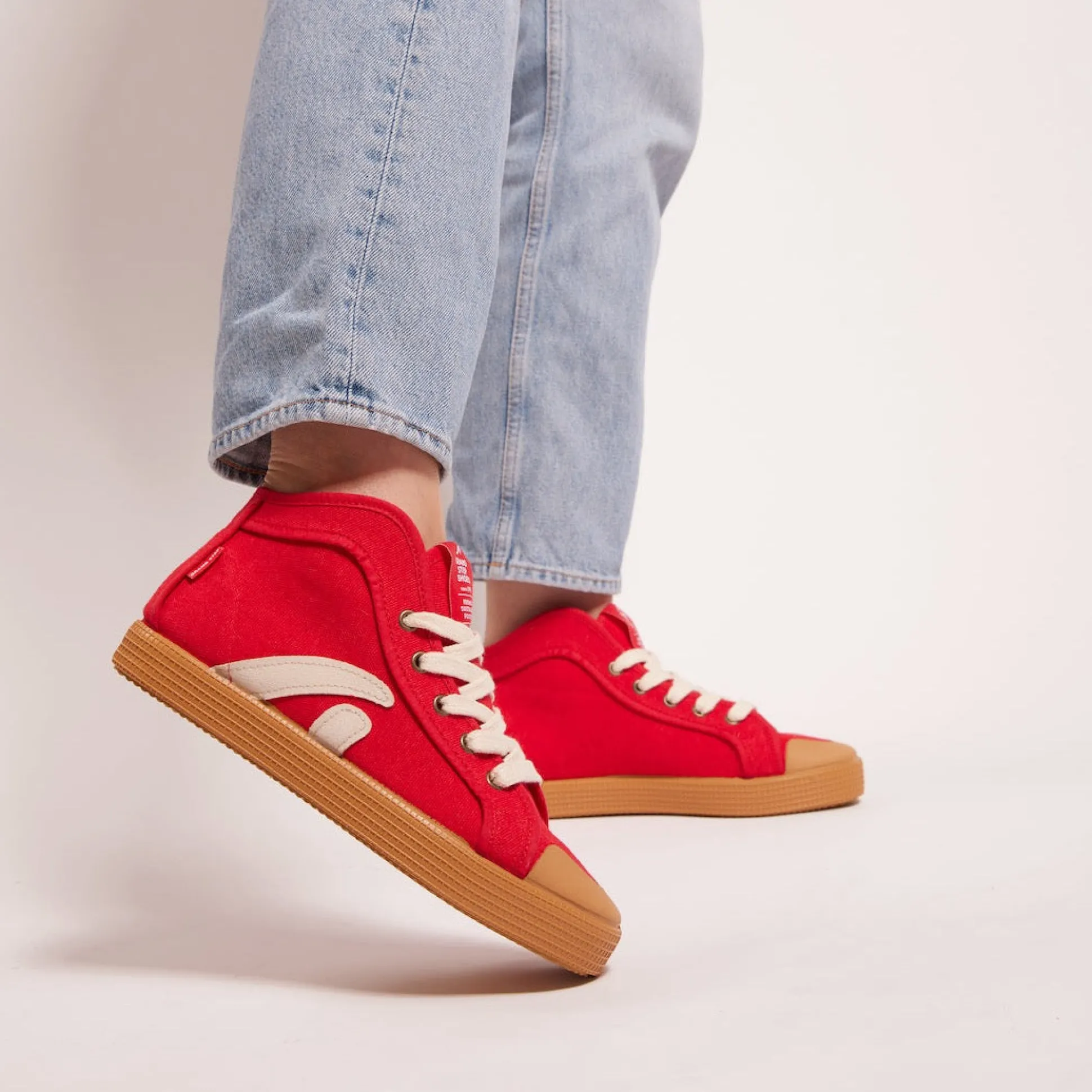 Taylor Organic Sneaker Red Washed