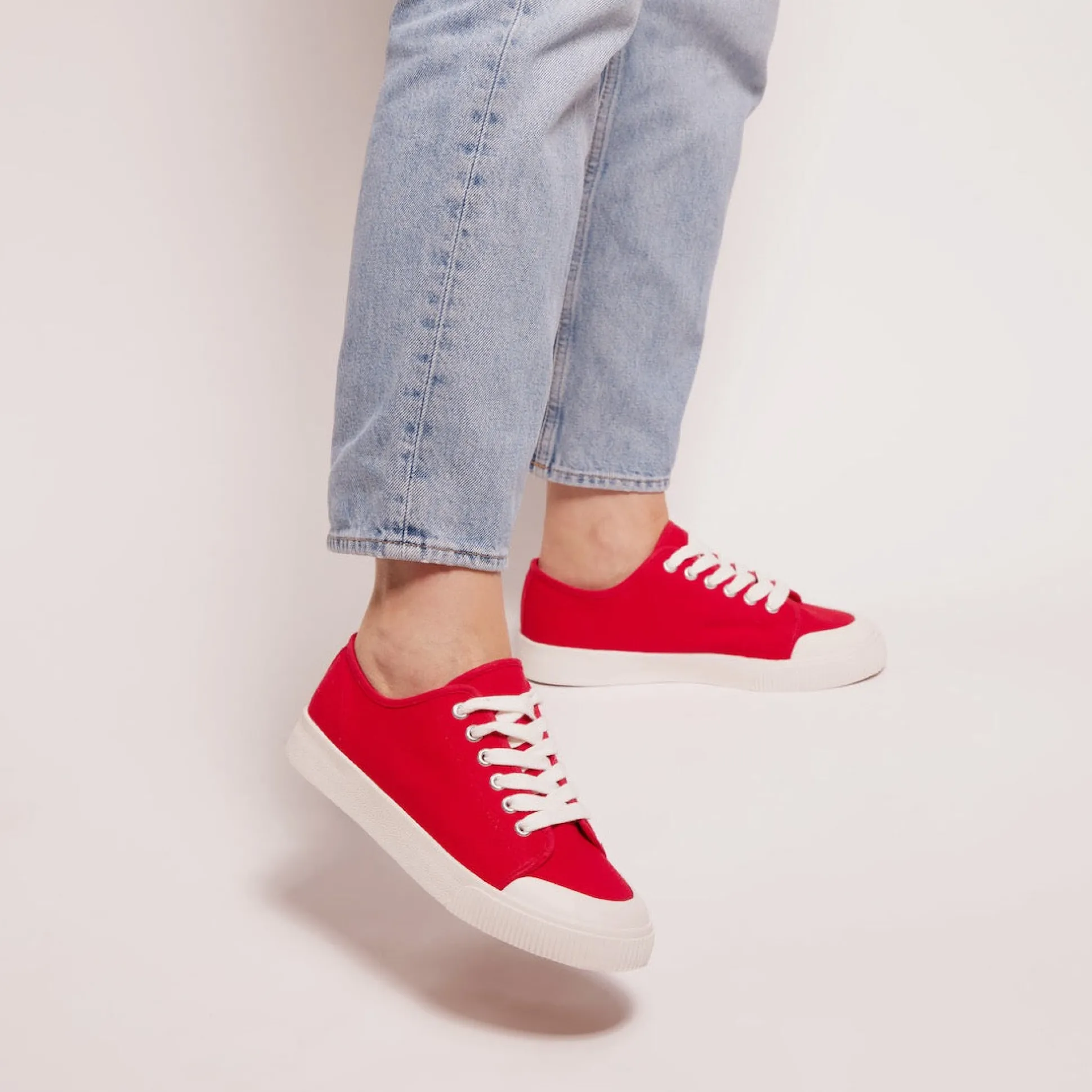 Trudy Hemp Sneaker Red